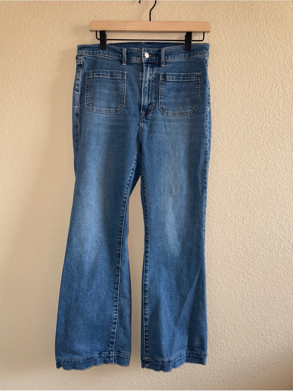 GAP Jeans Flare High Rise Jeans Size 29 or 8 Short
